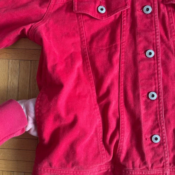 Vibrant Red Jacket - Picture 4 of 7